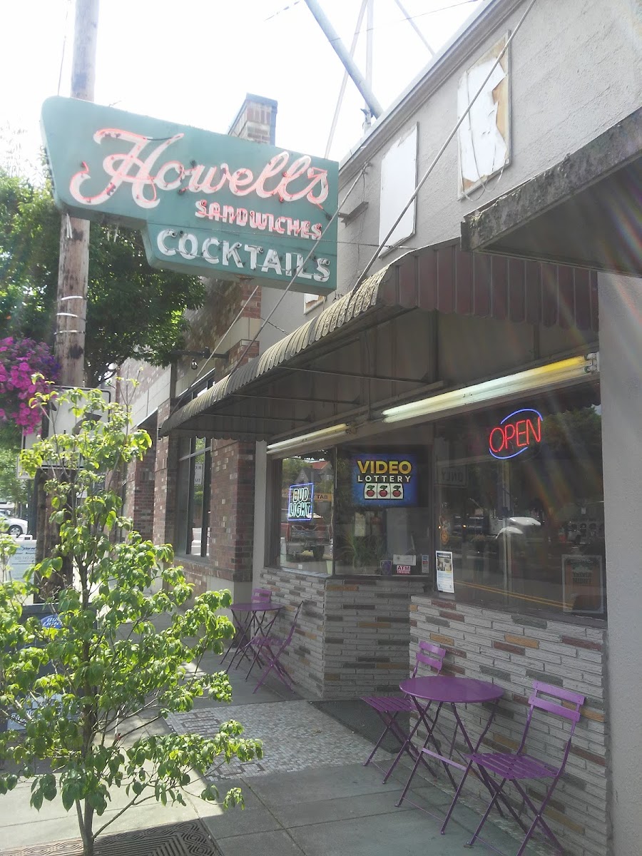 Howell's Restaurant